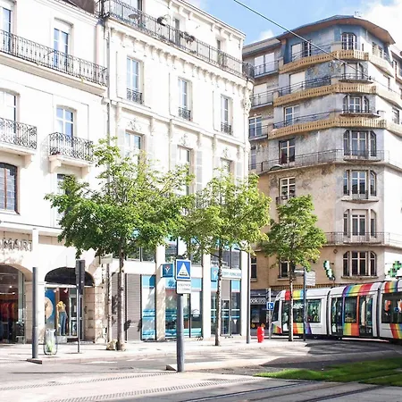Mercure Angers Centre Gare-3